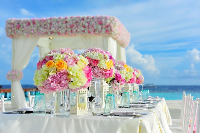 איך מתכננים חתונה על הים?